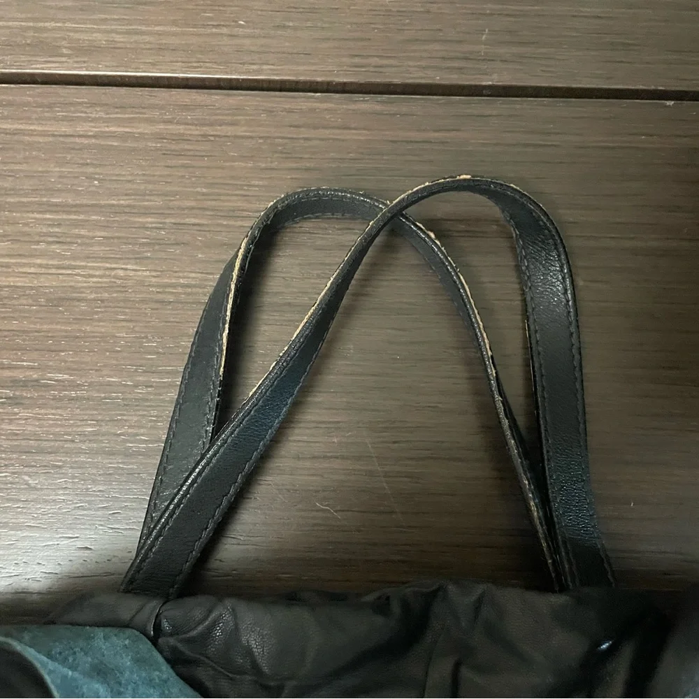 100% authentic Prada, antique bow bag, NAPA black leather ‼️PRICE DROP - Picture 5 of 10